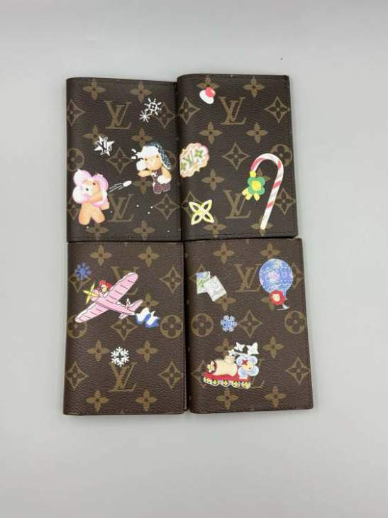 Picture of Louis Vuitton Wallets _SKUfw214087482fw